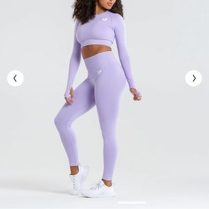 Women’s Best Lilac Seamless SET Leggings and Crop Top